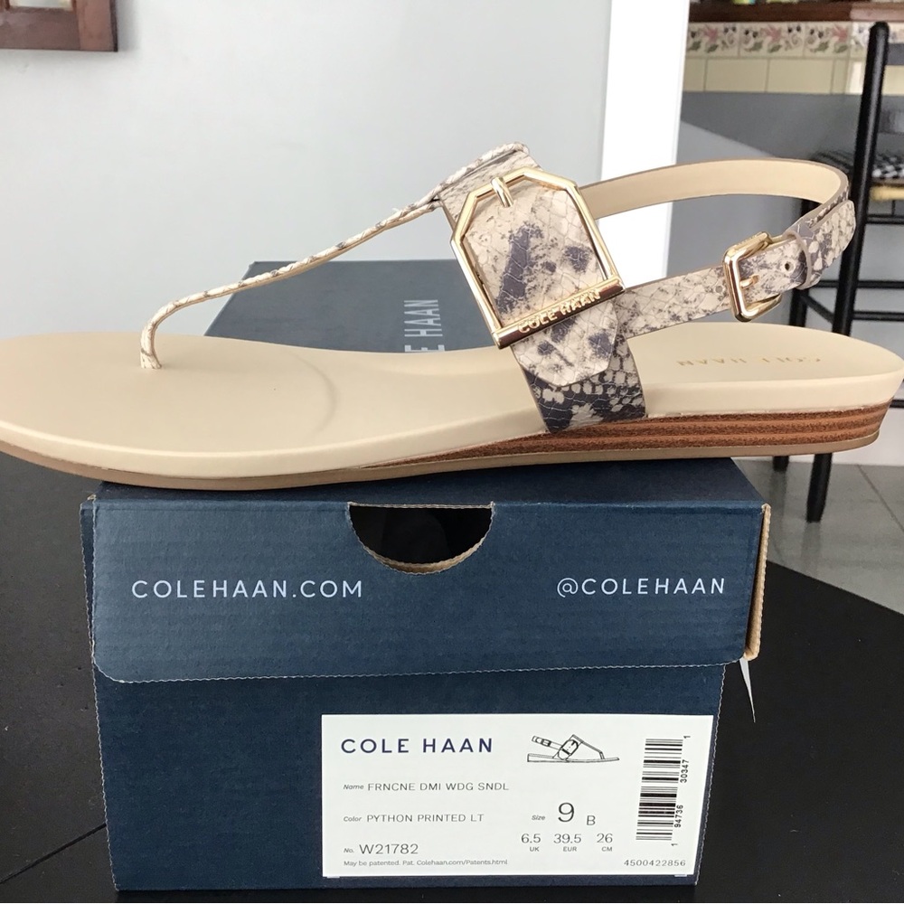 COLE HAAN Womens Beige Python print Francine Leather Thong Sandal 9 B